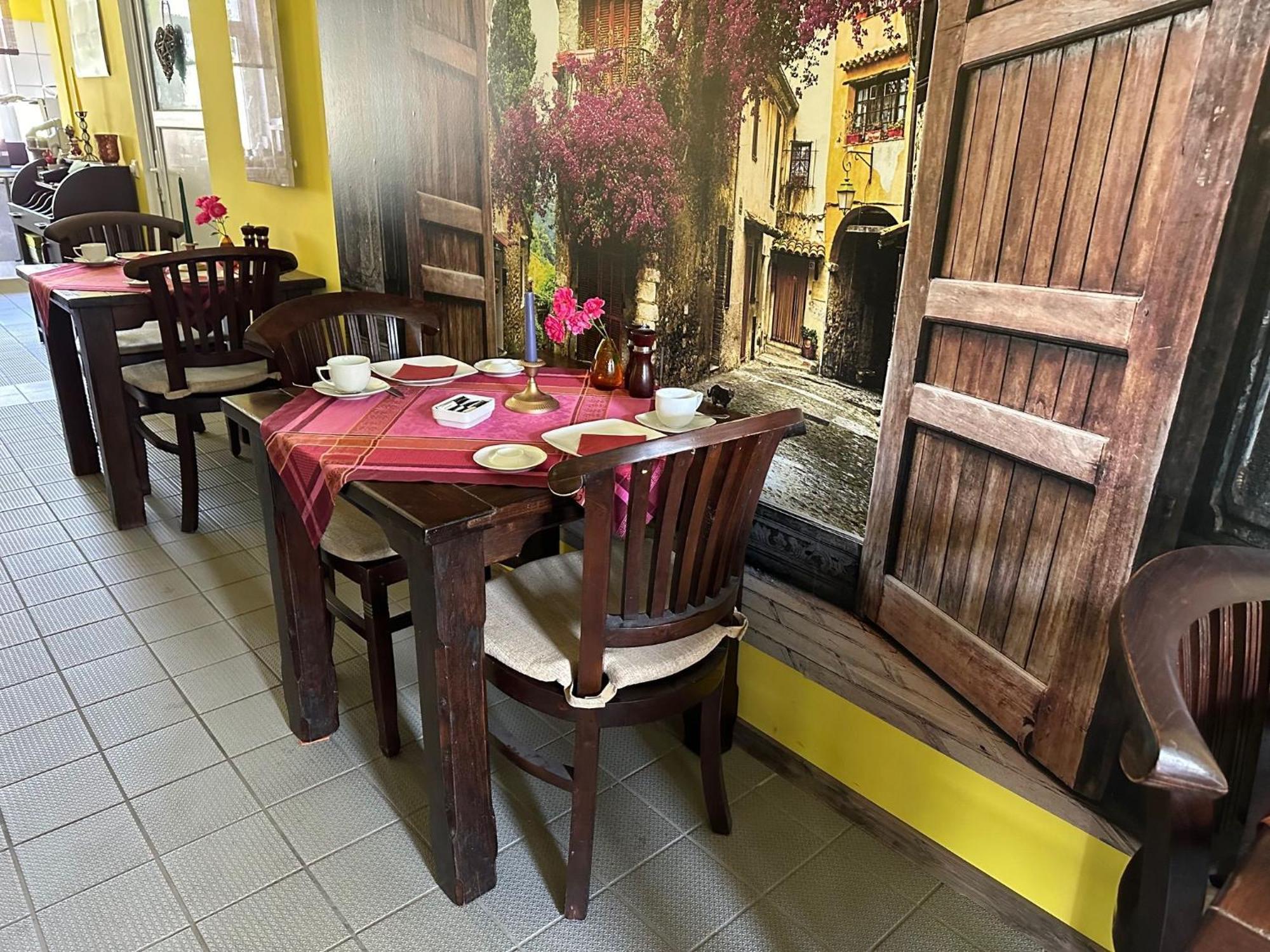Bed & Breakfast Am Waldguertel Forst  Esterno foto