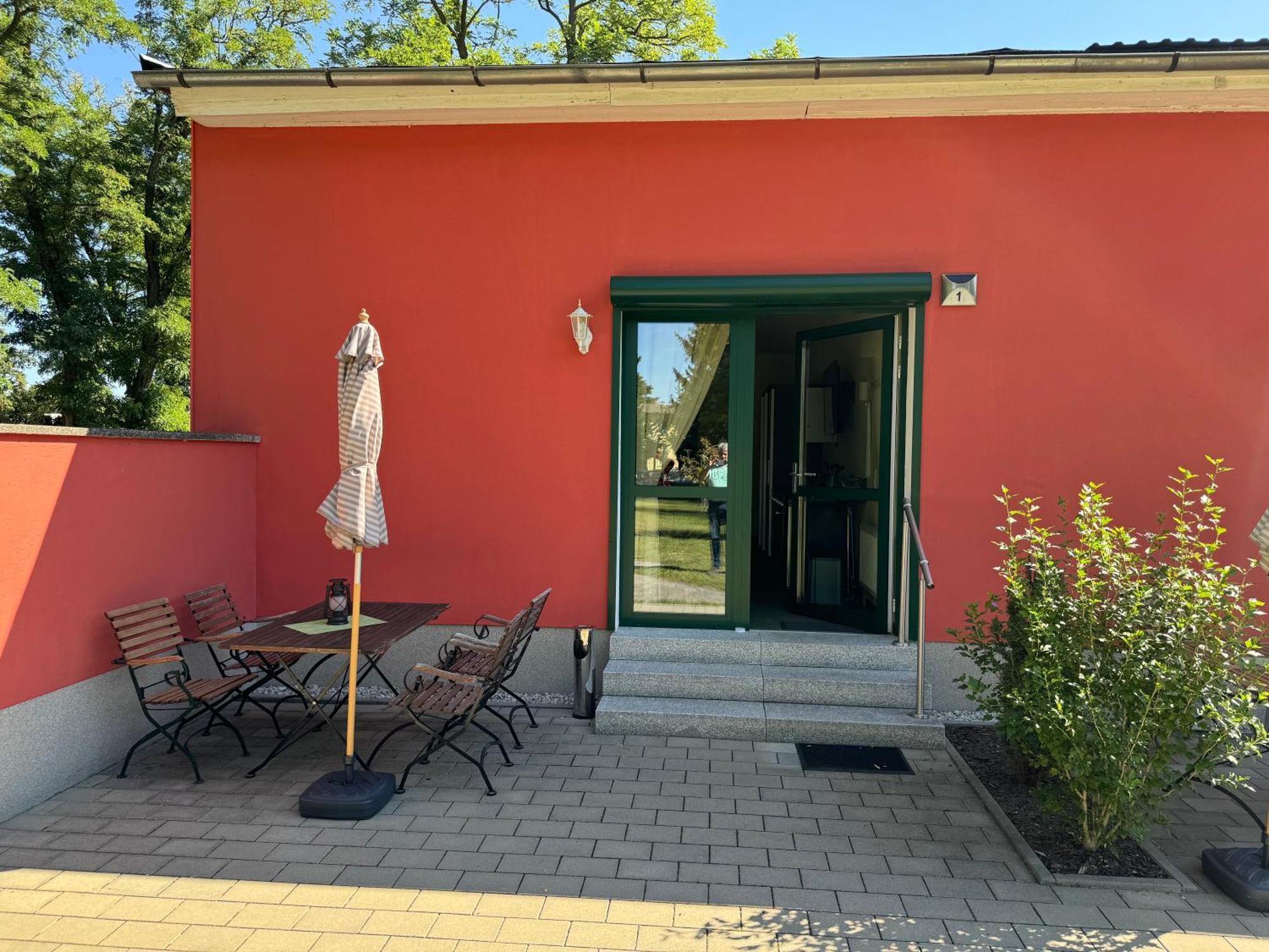 Bed & Breakfast Am Waldguertel Forst  Esterno foto