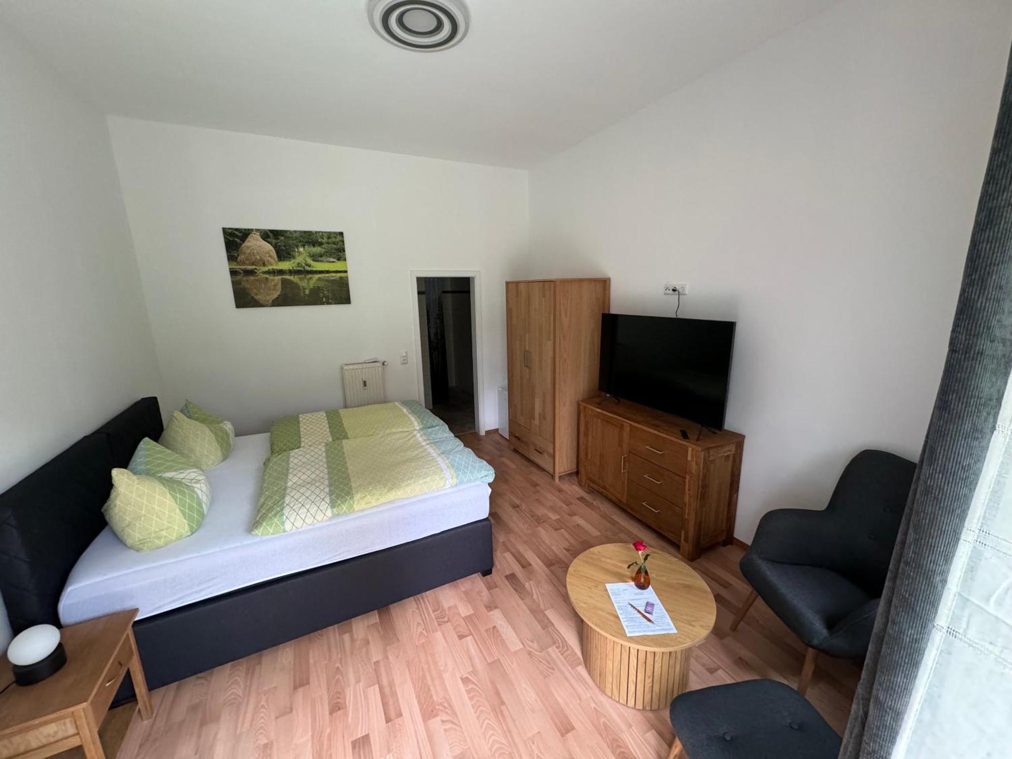 Bed & Breakfast Am Waldguertel Forst  Esterno foto