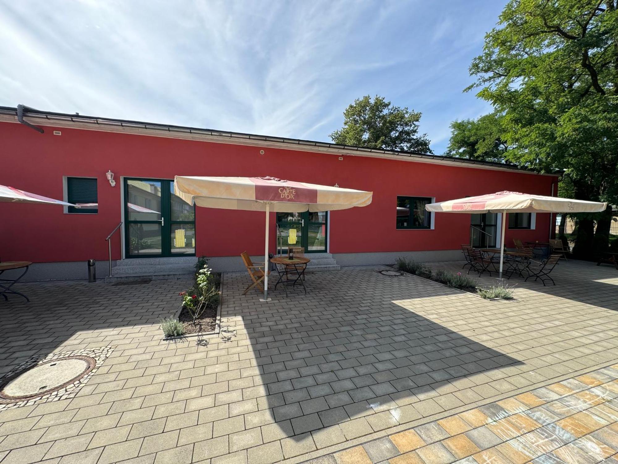 Bed & Breakfast Am Waldguertel Forst  Esterno foto